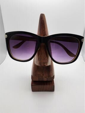 Stradivarius Classic Black Frame Sunglasses with Purple Gradient Lenses